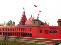 durga-temple-in-varanasi